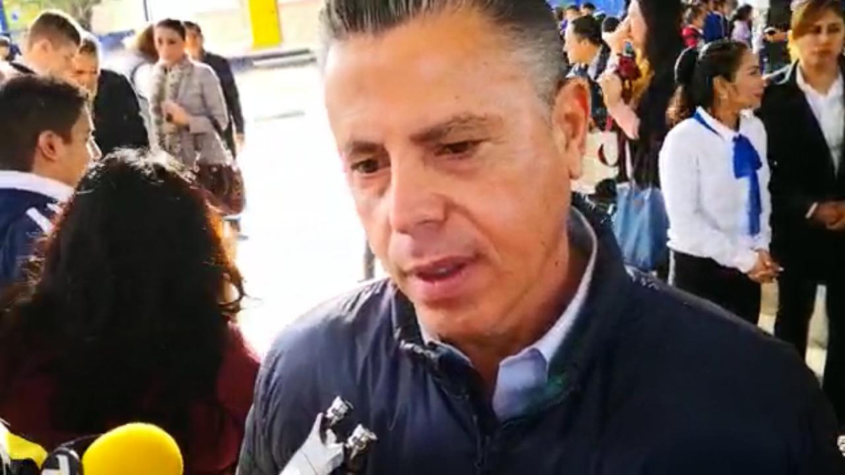 Invitan asistir al show acuático navideño en canal de la Cortadura