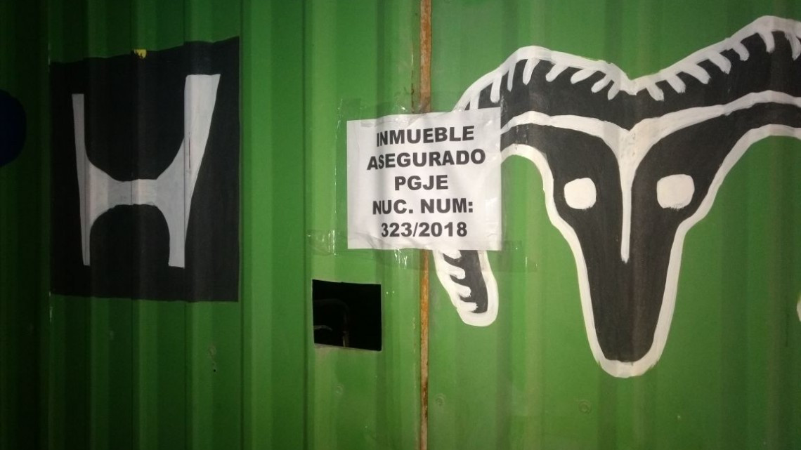 Aseguran establecimientos de autopartes