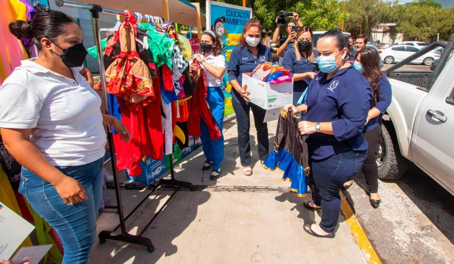 Fomenta UAT la donación de disfraces en acciones de sustentabilidad