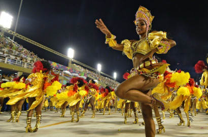 Postergan Carnaval de Río 2021 por coronavirus