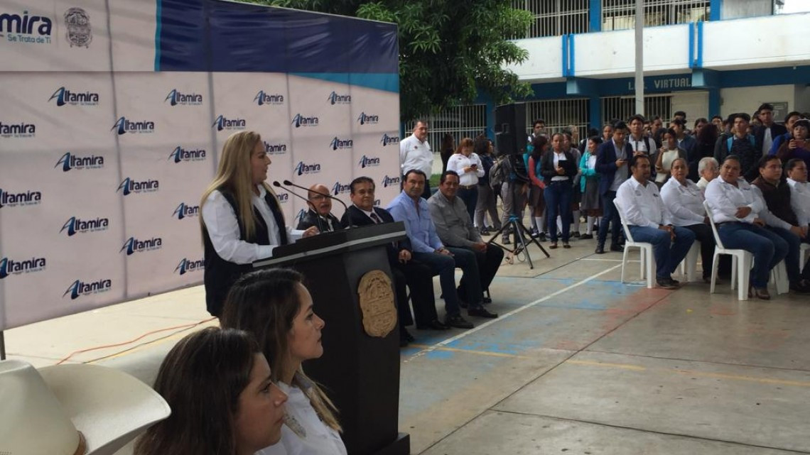 Conmemoran el 42 aniversario de la fundación del CBTis 105