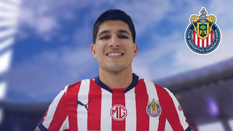 Chivas anuncia el fichaje de Miguel Tapias de cara al Clausura 2025