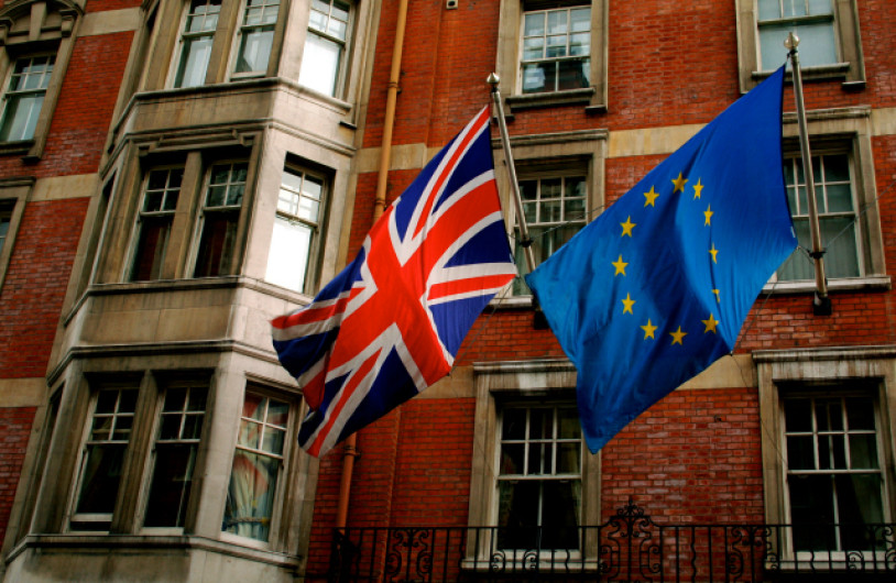 Buscan avances UE y Reino Unido en segunda ronda de negociación