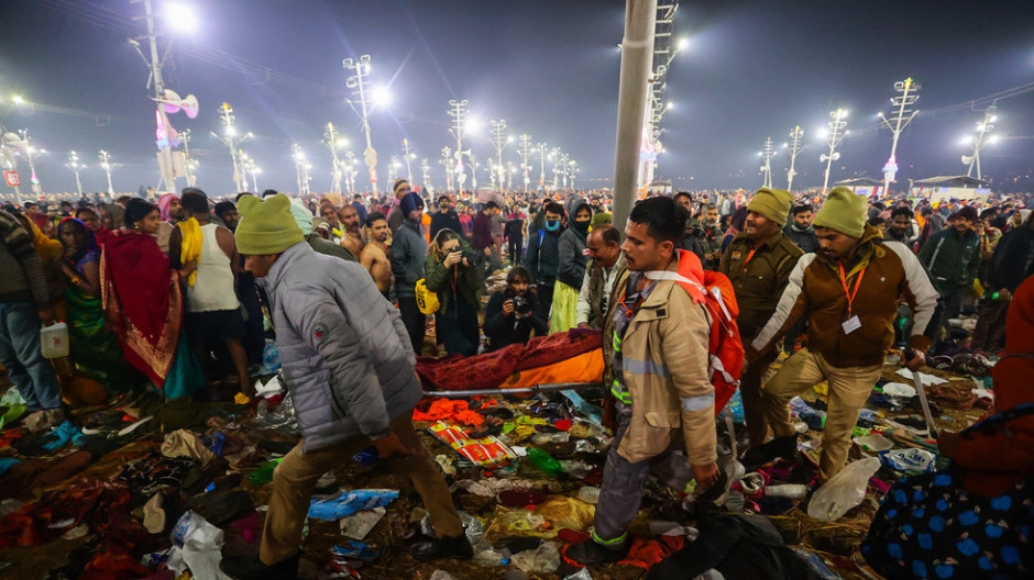 Al menos 17 muertos en una estampida durante el festival de Maha Kumbh en India
