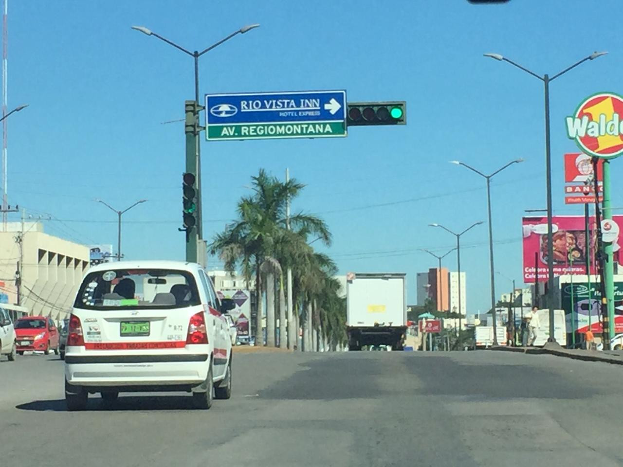 Modernizarán semáforos en Tampico
