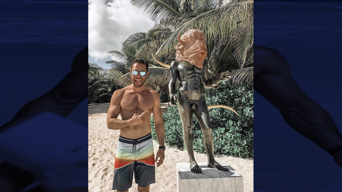 Sebastián Rulli enciende las redes sociales con sensuales fotografías