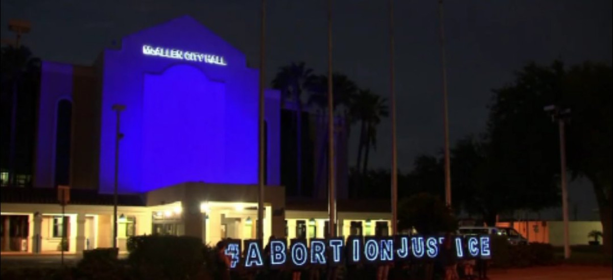 Protestan en McAllen por acceso al aborto