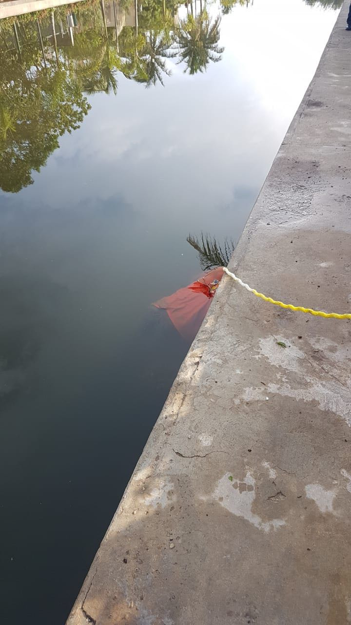 Flota cuerpo de un hombre en canal de la Cortadura 