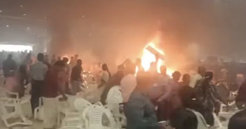 Explosión deja dos muertos y 35 heridos en convención de Testigos de Jehová