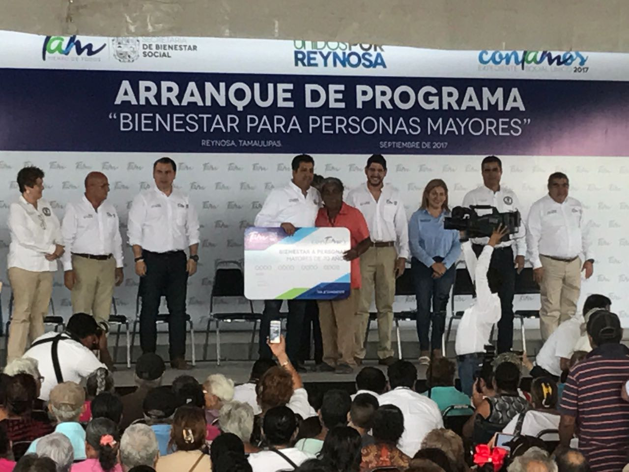 Entrega CDV apoyos del programa “Bienestar para Personas Mayores”