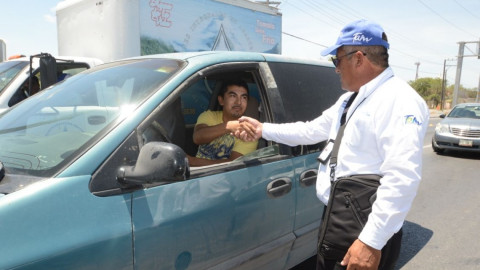 Realizan autoridades Campaña de Concientización a no usar polarizados