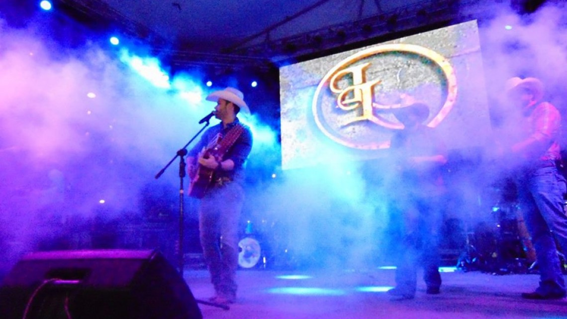 La Leyenda dando el grito en Reynosa