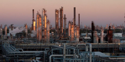 Reportan derrame químico en Deer Park de Pemex: Hay cinco heridos 