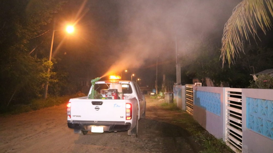 Gobierno de Altamira y Secretaría de Salud fumigan sectores Francisco Villa, Río Tamiahua y Esteros