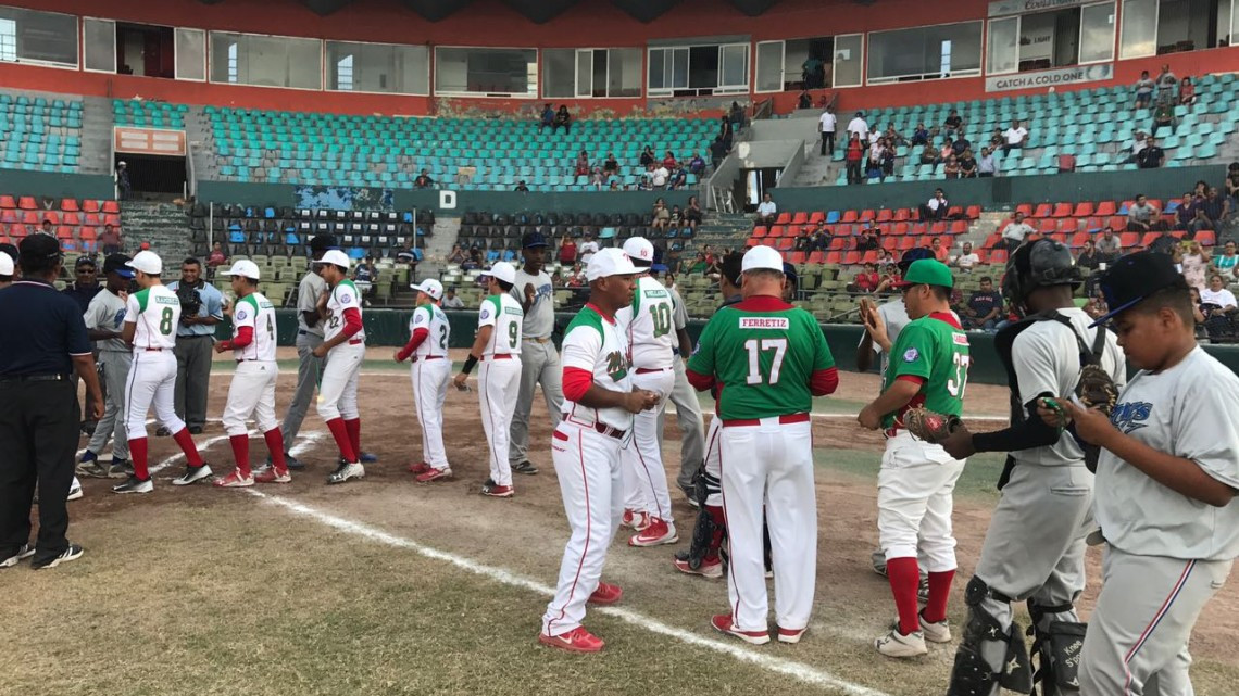 México consigue su primera victoria 