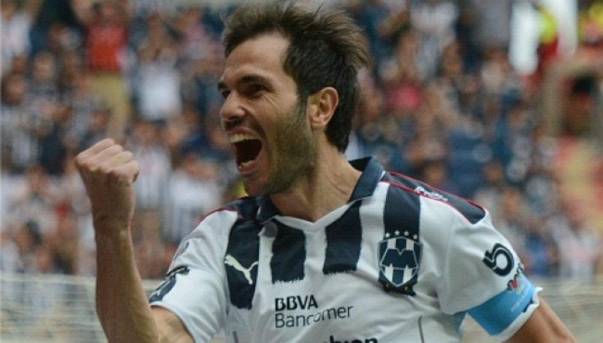 Va por su primer triunfo Rayados como local contra Chivas 