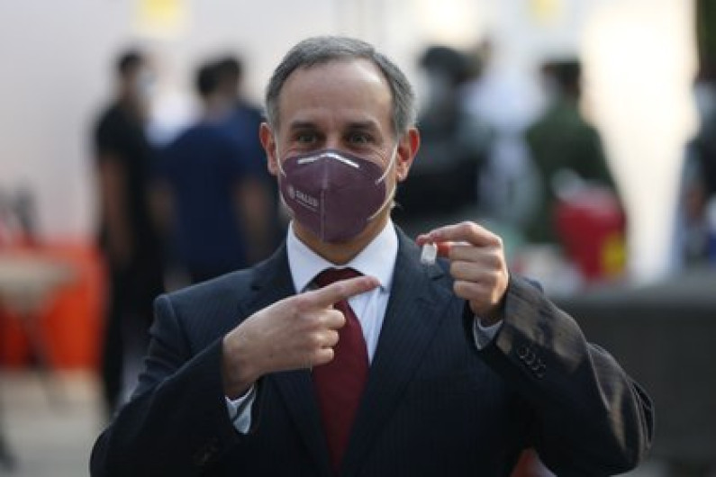 SSA confirma que Hugo López-Gatell está hospitalizado por Covid-19