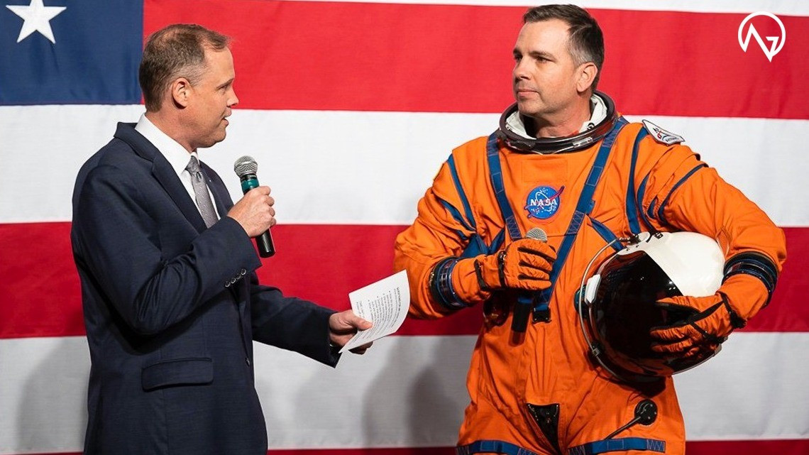 Presentan los nuevos trajes espaciales para volver a la Luna