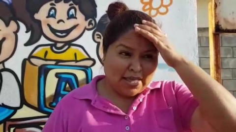 Mamás acusan a maestra de robarse 200 mil pesos 