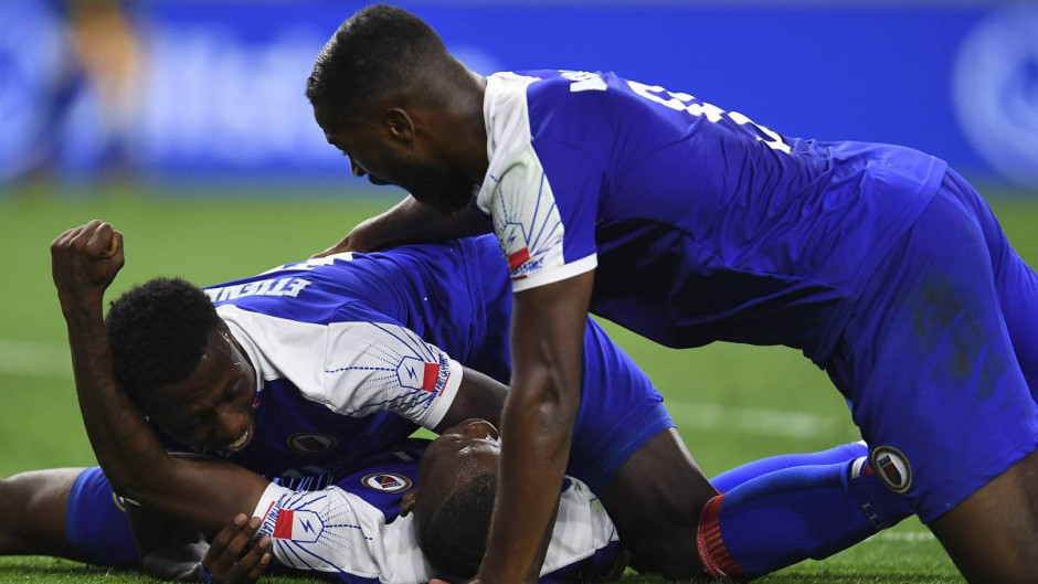 Haití derrota 3-2 a Canadá y clasifica a las semifinales de la Copa Oro