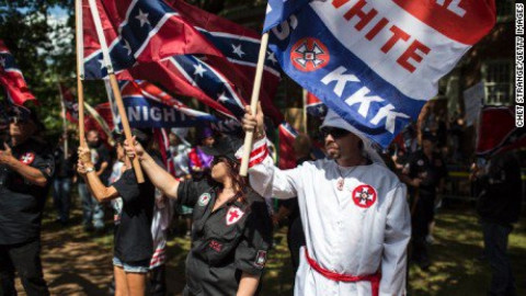 1 muerto y 19 heridos tras ataque durante manifestación de neonazis en Charlottesville, EU 