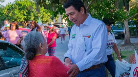 Mario López recibe muestras de confianza por parte de los ciudadanos