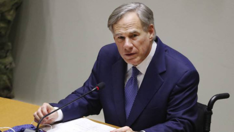 Greg Abbott otorga permiso a autoridades locales para controlar reuniones 