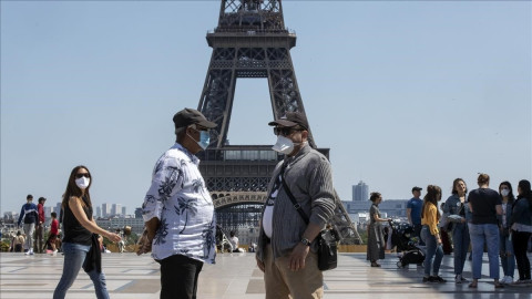 Francia evalúa cierre de fronteras con España tras aumento en casos de covid-19 