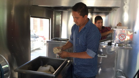 Promueven la elaboración de masa de tortilla a base de sorgo blanco