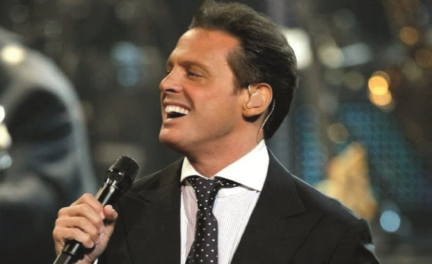Luis Miguel sale libre tras pagar fianza de 1 mdd