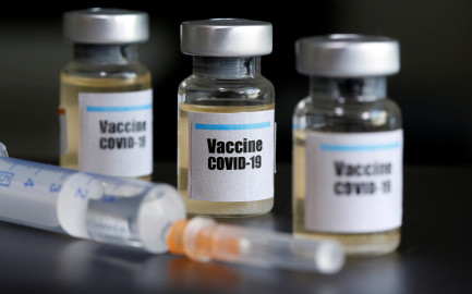 Vacuna contra COVID-19 podría costar 65 pesos en México