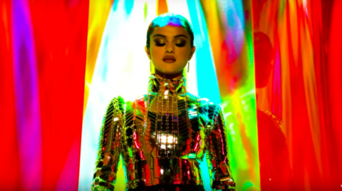 Selena Gomez lanza un video alternativo de 'Look At Her Now' 