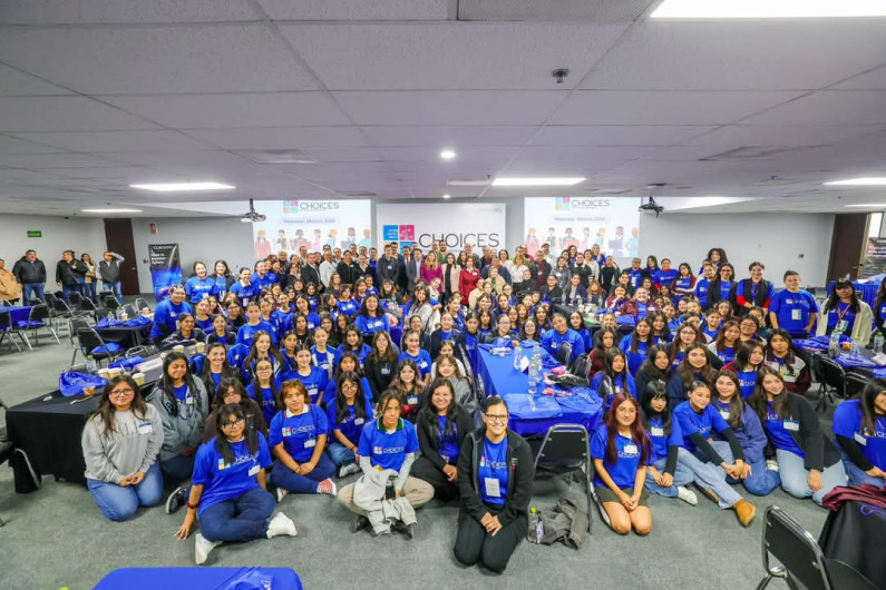 Inició programa CHOICES de Corning con intervención del Alcalde Carlos Peña Ortiz