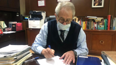 México firma convenio con Pfizer para la adquisición de vacunas contra COVID-19 