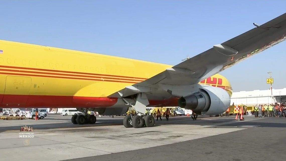 Llega primer embarque de la vacuna de Pfizer contra el covid-19  a México