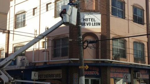 Instala Servicios Primarios 40 nuevas luminarias