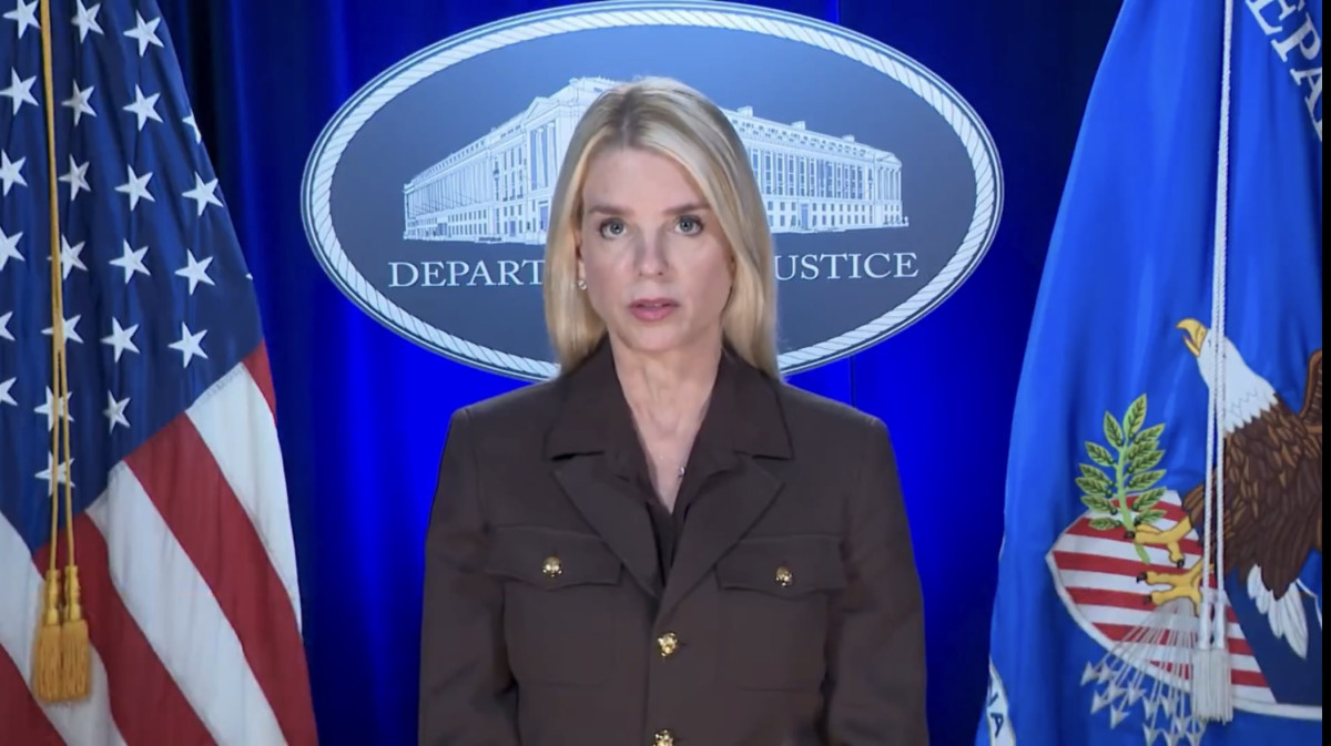 EU duplica a 50 mdd la recompensa por captura de Nicolás Maduro