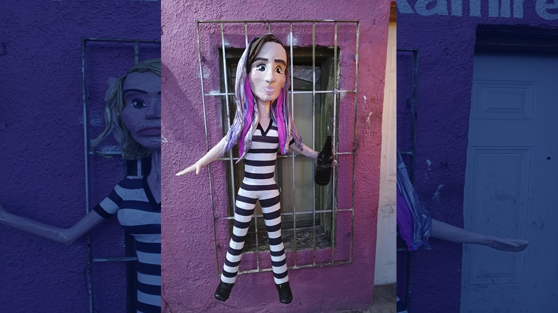  Crean piñatas inspiradas en Laura Bozzo y “Yosstop” con uniforme de reclusas 