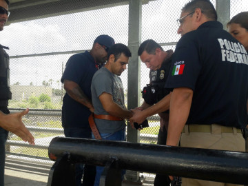 Marshalls capturan y deportan a presunto violador 