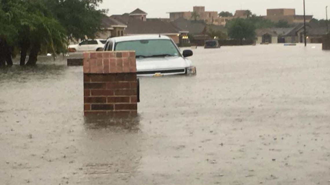 Lluvias provocan hundimientos en  calles de McAllen