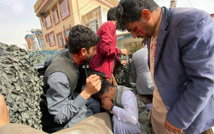 Bomba en Afganistán durante acto de premiación a reporteros