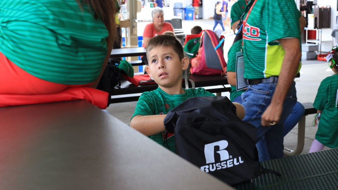 Confían familias en el triunfo de México