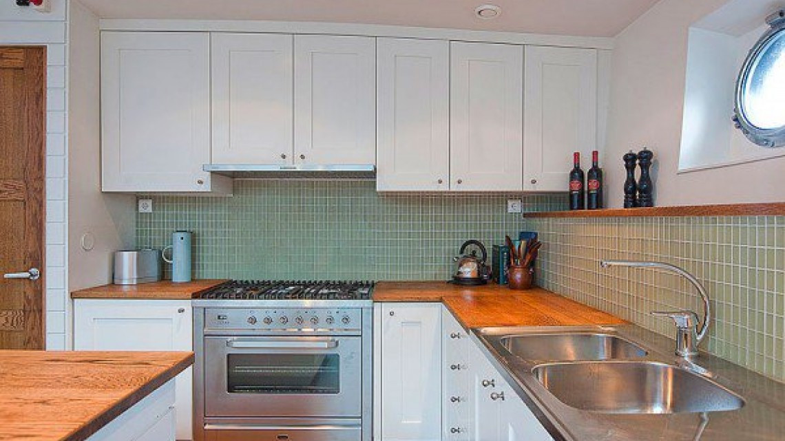 Convierten un barco antiguo en una lujosa vivienda