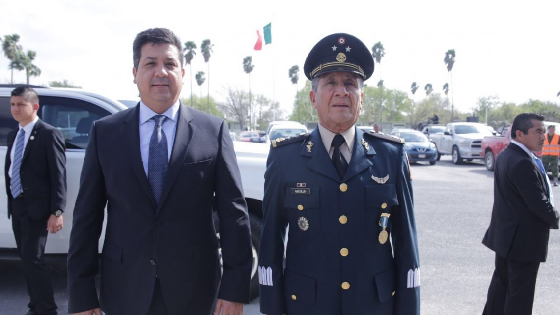 Reconoce FGCV al Ejército Mexicano en su día
