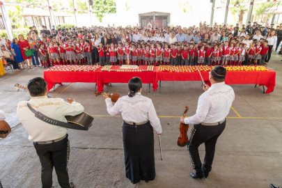 Escuela Primaria ‘Ford 74’, ejemplo de orgullo y distinción