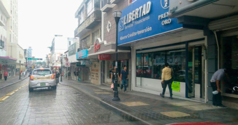 Se queja titular de Canaco por fallas de CFE