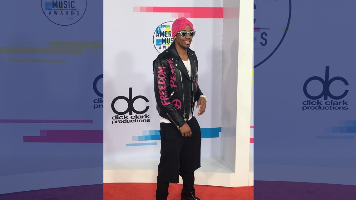 Así lucen los famosos en los American Music Awards