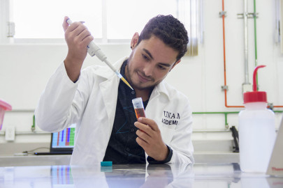 Nuevo embajador de la Asociación Americana de Microbiología