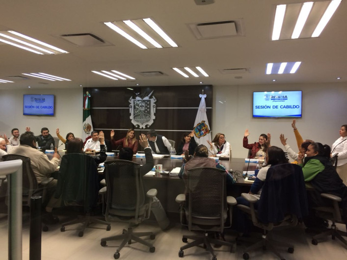 Cabildo deja diferencias aprueban ajustes para compras de Vactors