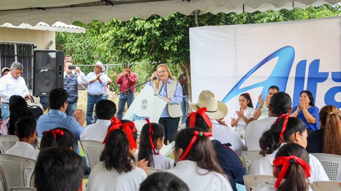 Inauguran desayunador en Telesecundaria